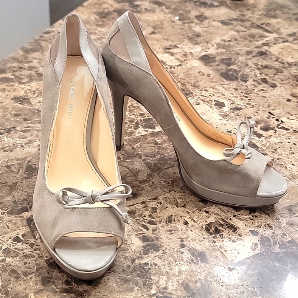 Marc Fisher Heels Size 8M Gray Suede Open Slip On Heels 8